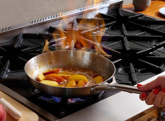 Cookware & Minis Set - Our 16-piece Stainless Steel Set has all you need to elevate your cooking. - US 3878