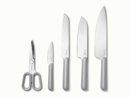 Knife & Utensil Set - Only-the-essentials 14-piece knife & utensil set. - US 9905