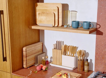 Medium Cutting Board - 14x10” Maple Cutting Board - US 5368