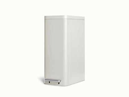 45L Slim Step Trash Can - Display-Worthy Trash Bin With Narrow Profile - US 2674